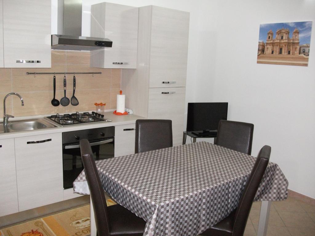 Casa Vacanze Il Quadrifoglio Noto Kültér fotó