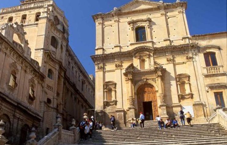 Casa Vacanze Il Quadrifoglio Noto Kültér fotó